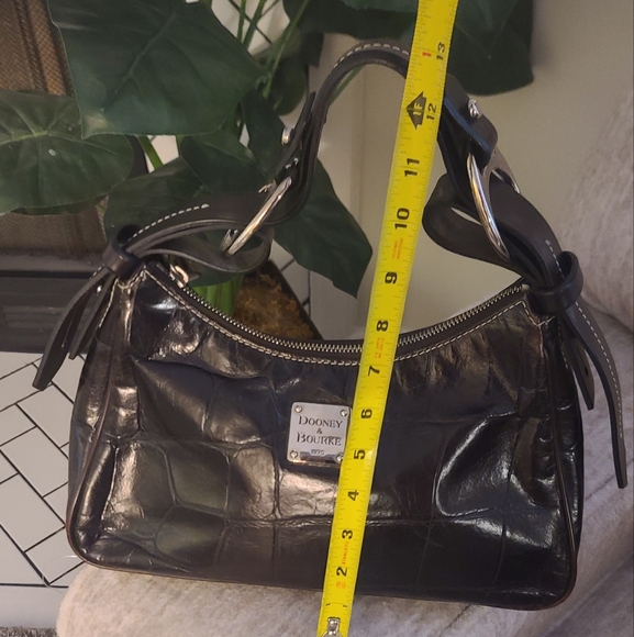 Dooney & Bourke Black Croc-Embossed Women's Bag - Picture 3 of 9